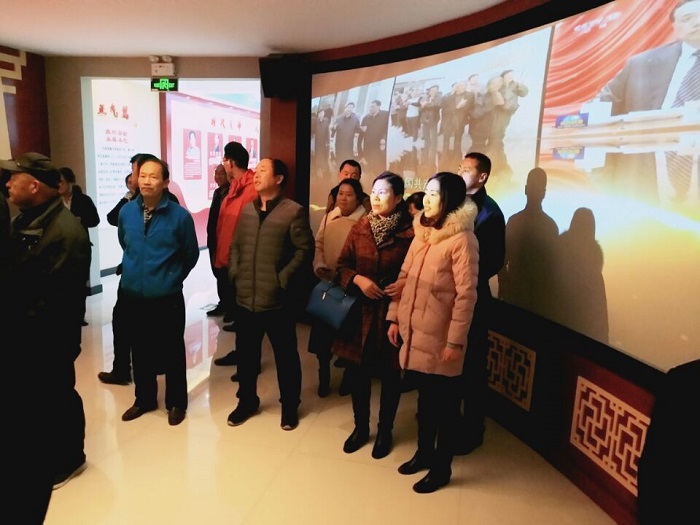 QQ图片20171201155352.jpg QQ图片20171201155352.jpg