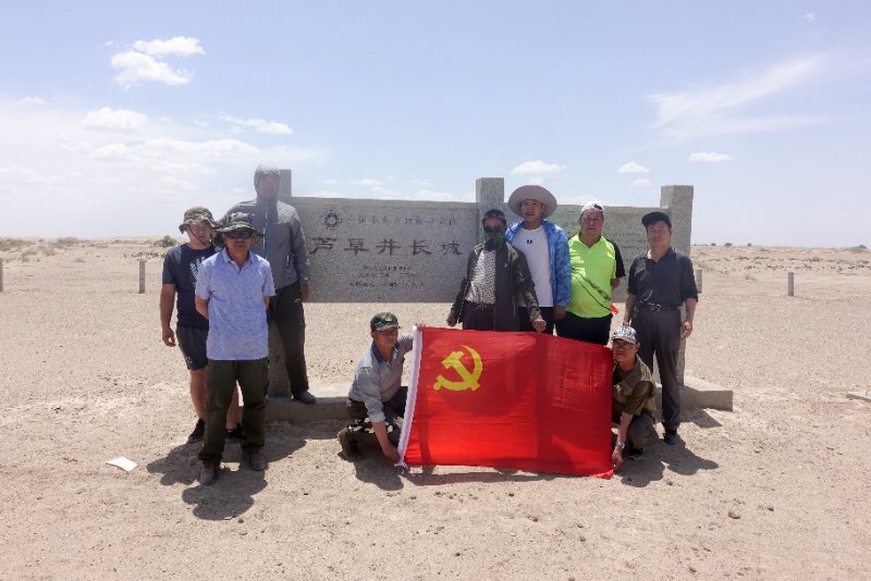 862913660.jpg 862913660.jpg